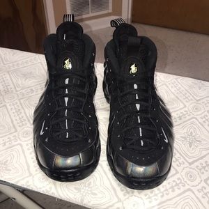 Hologram Foamposite 1